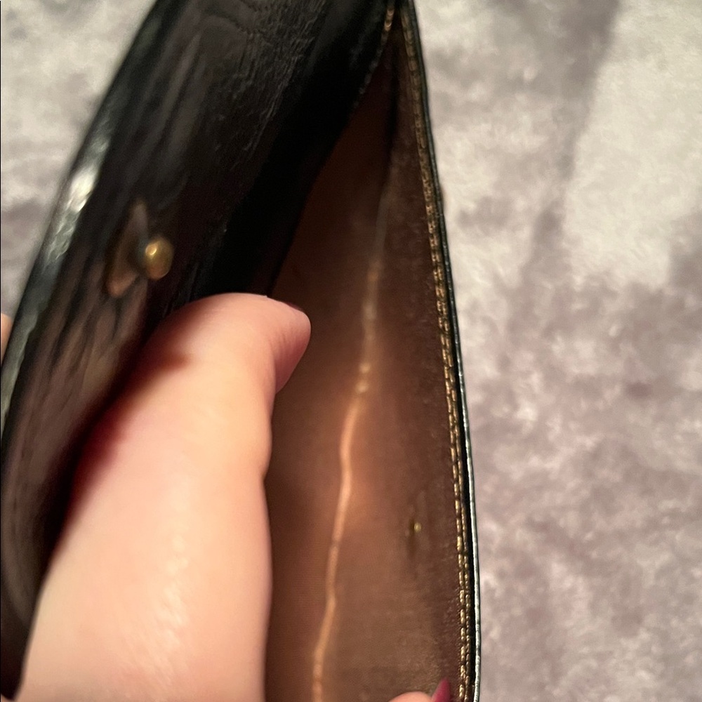 Vintage Burberry Blue Label, Black Leather Zip-Around Long Wallet - Picture 10 of 16